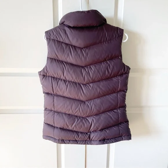 The North Face Puffy 700 Down Filled Purple Vest Size Medium - Picture 11 of 11